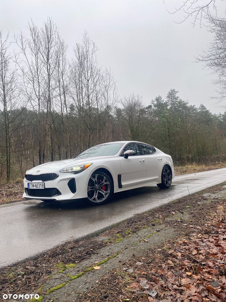 Kia Stinger - 5
