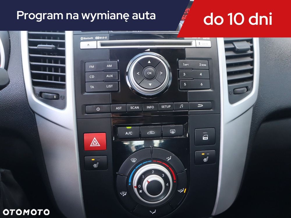 Kia Venga - 14