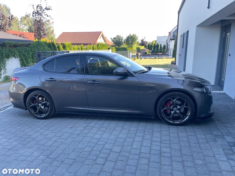Alfa Romeo Giulia 2.0 Turbo Veloce Q4 - 4