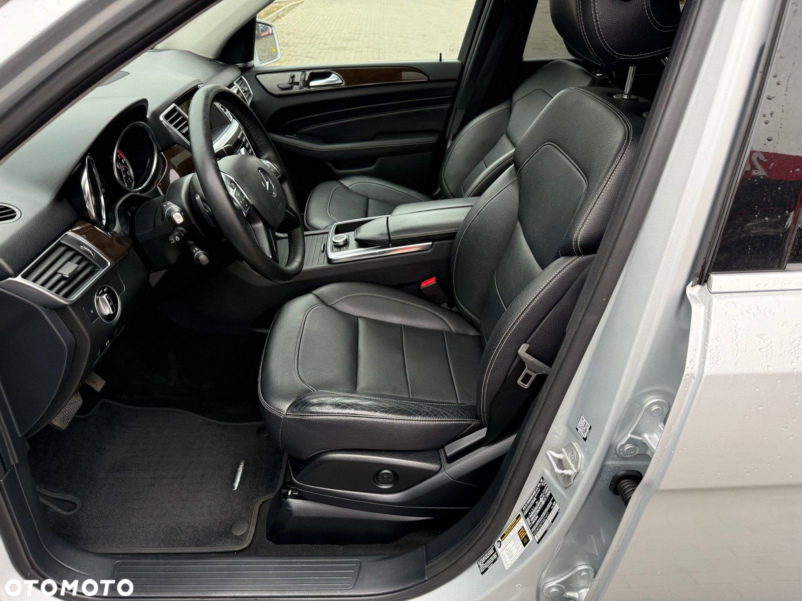 Mercedes-Benz ML - 28