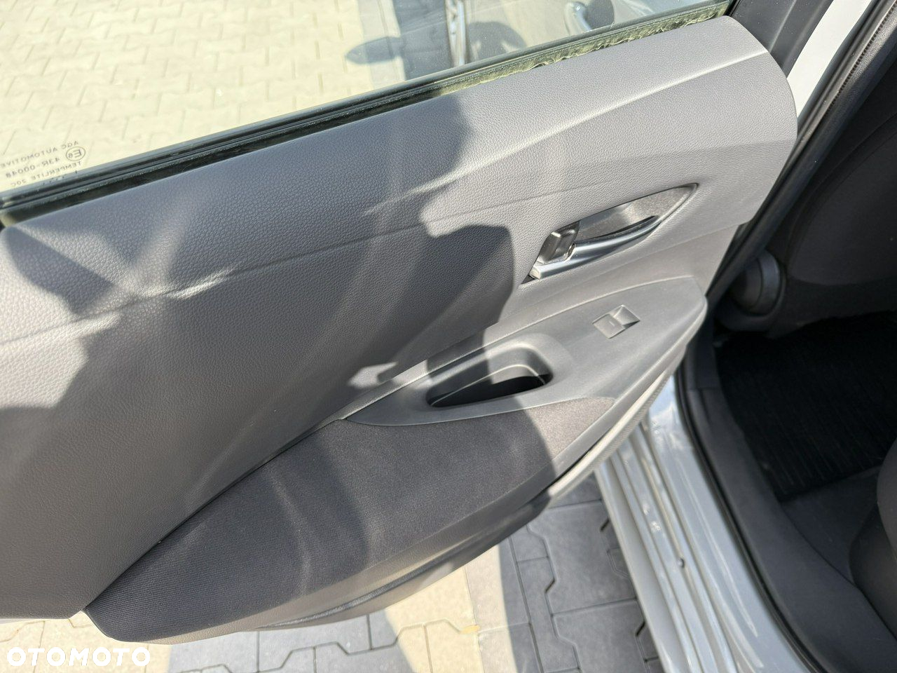 Toyota Corolla - 22