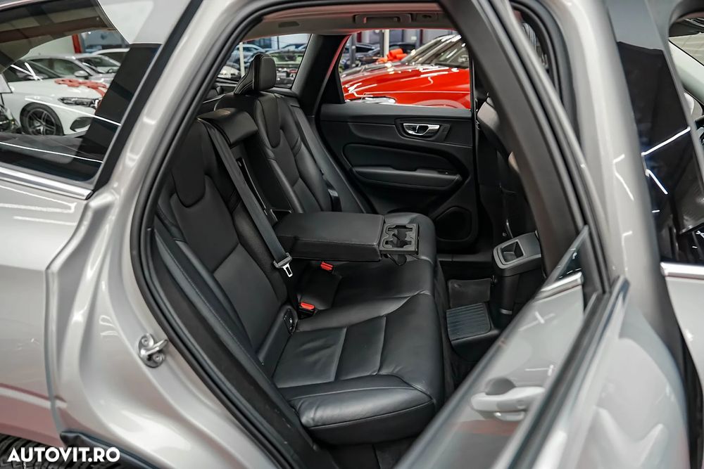 Volvo XC 60 Recharge T6 Twin Engine eAWD Inscription Expression - 6