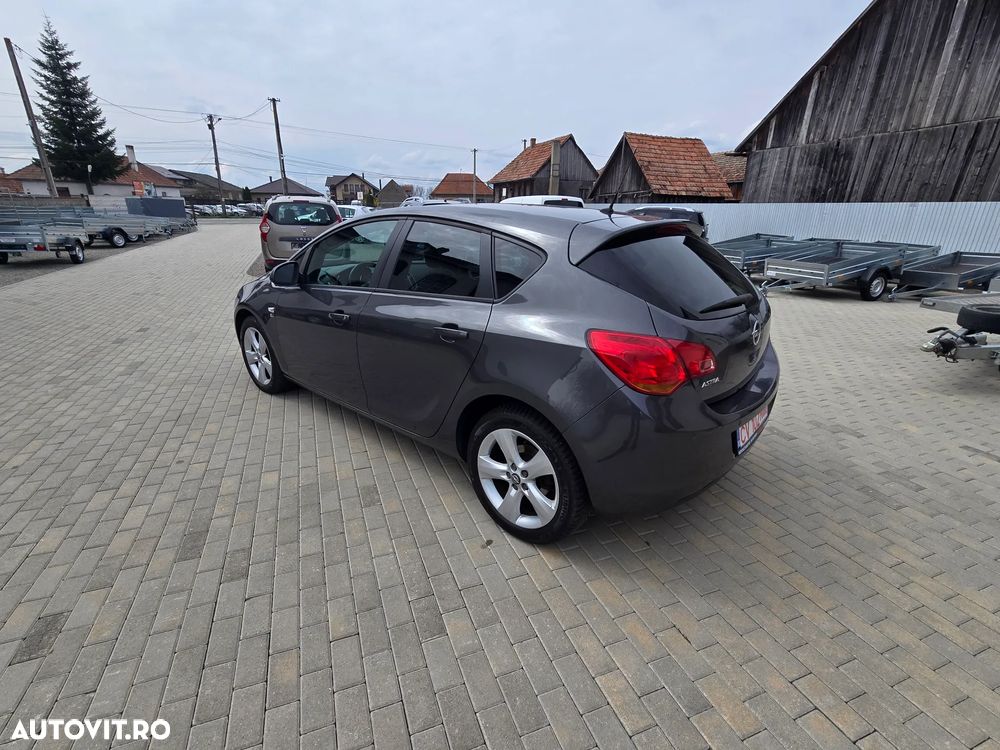 Opel Astra 1.6 Enjoy - 5