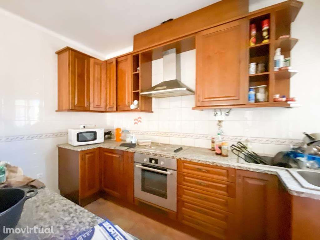 Moradia Térrea T2 com garagem e terreno - Grande imagem: 2/16