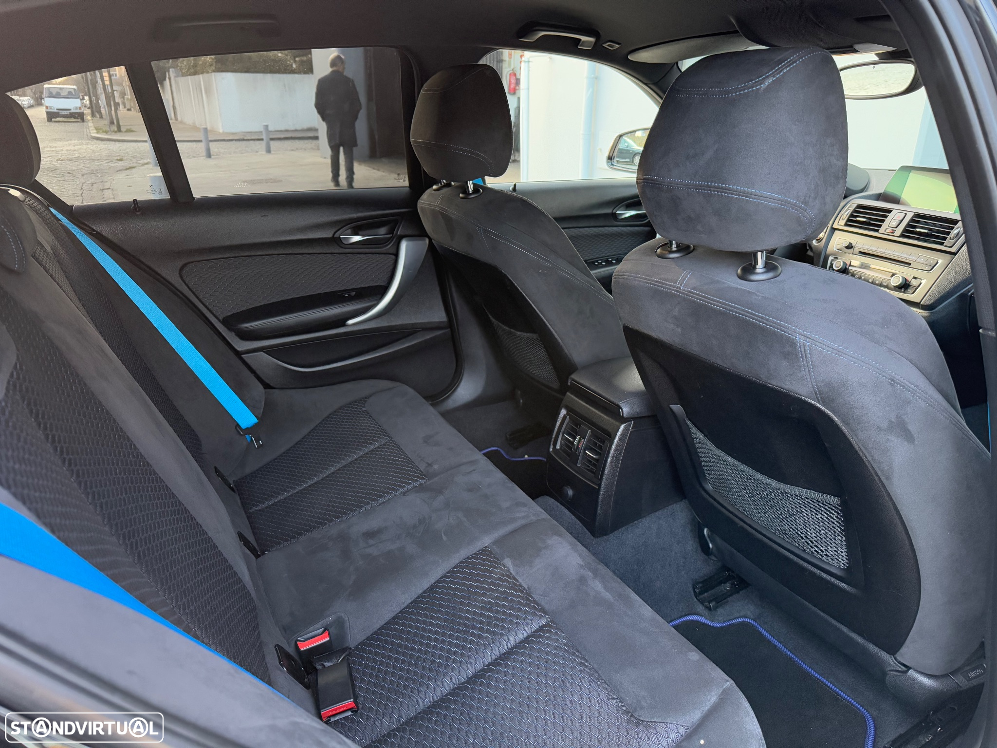 BMW 118 dA Pack M - 16
