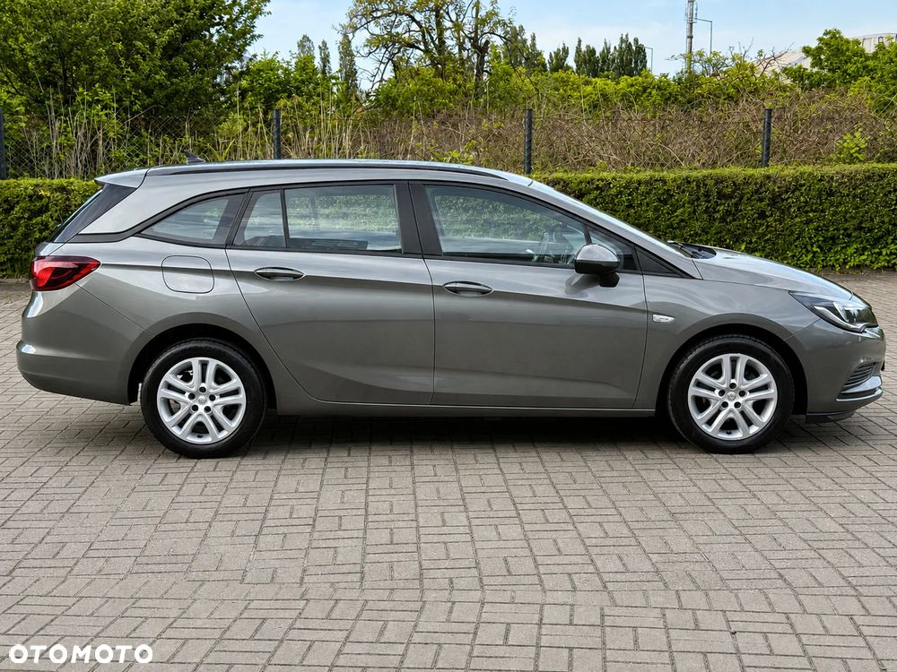 Opel Astra 1.6 D Start/Stop ON - 8