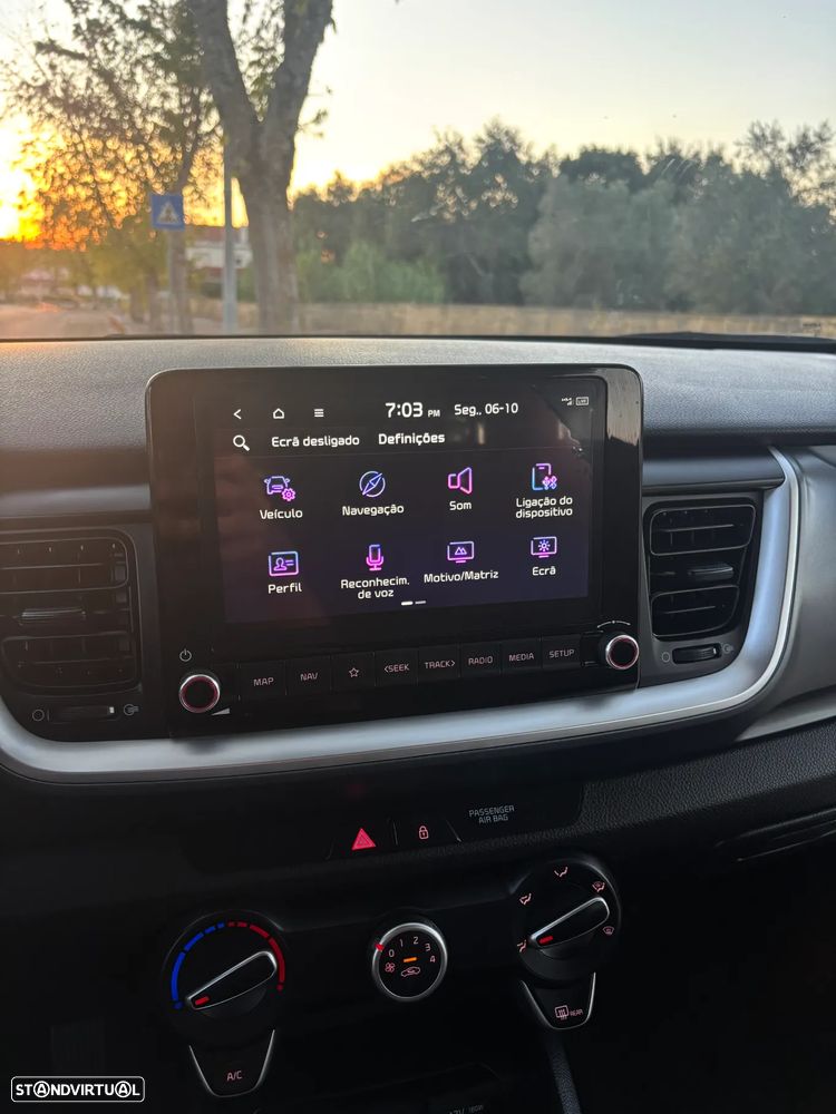 Kia Stonic 1.2 Dynamic - 28