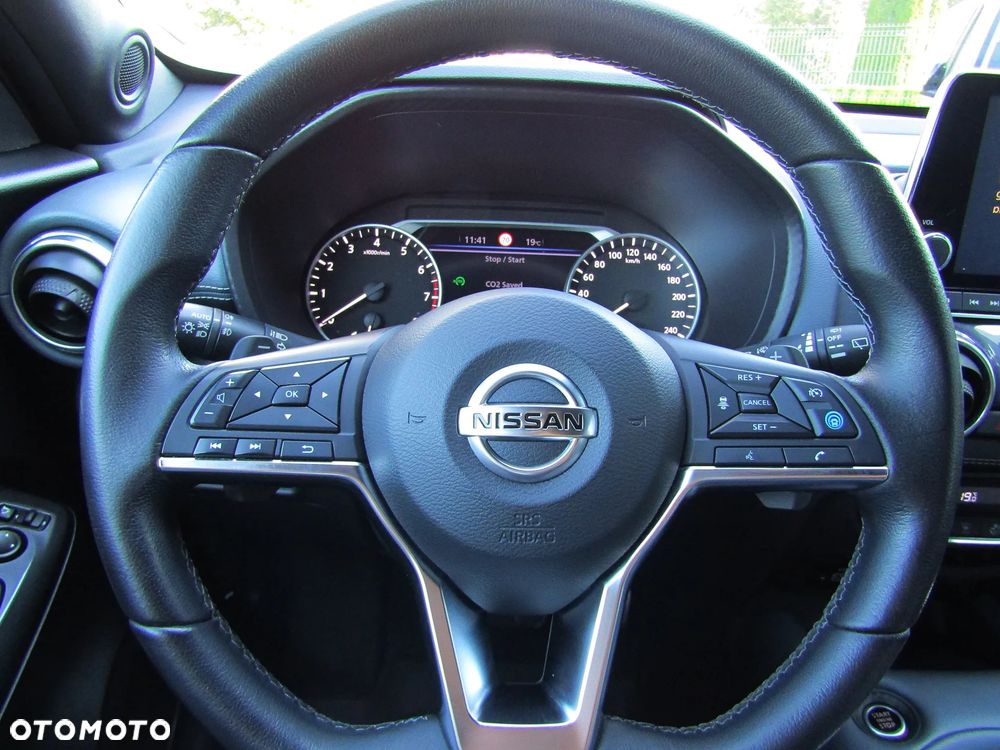 Nissan Juke 1.0 DIG-T N-Connecta DCT - 29