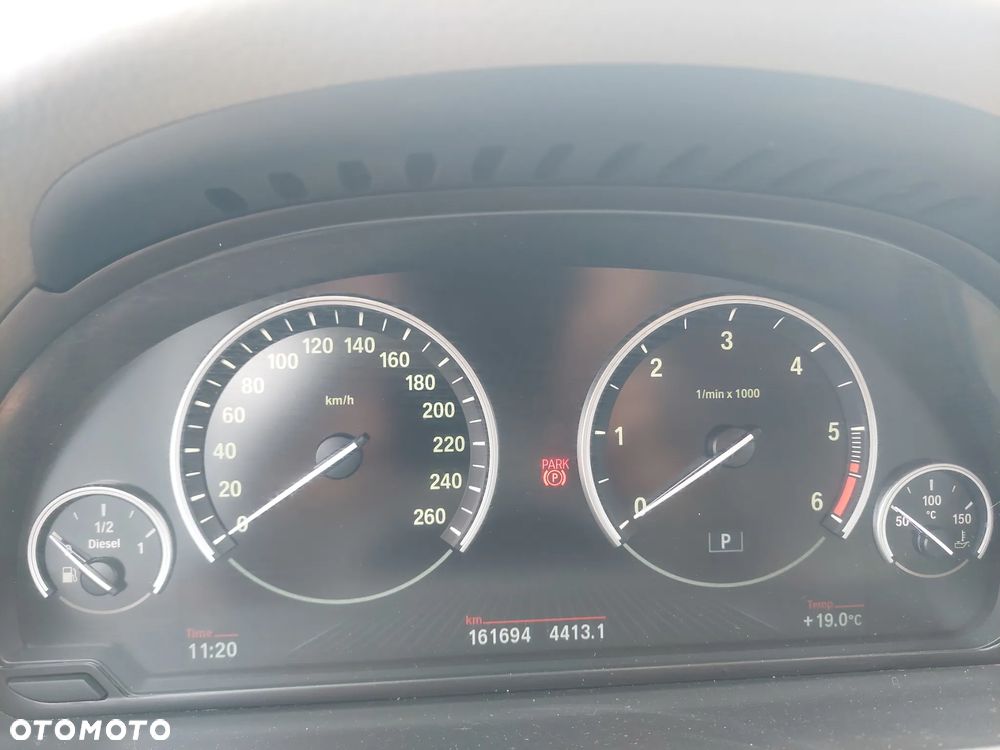 BMW Seria 5 525d xDrive Modern Line - 17