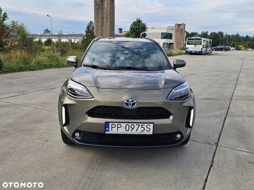 Toyota Yaris Cross Hybrid 1.5 Comfort 4x4 - 6