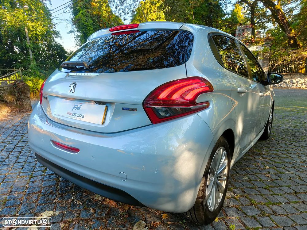 Peugeot 208 1.2 PureTech Active - 18