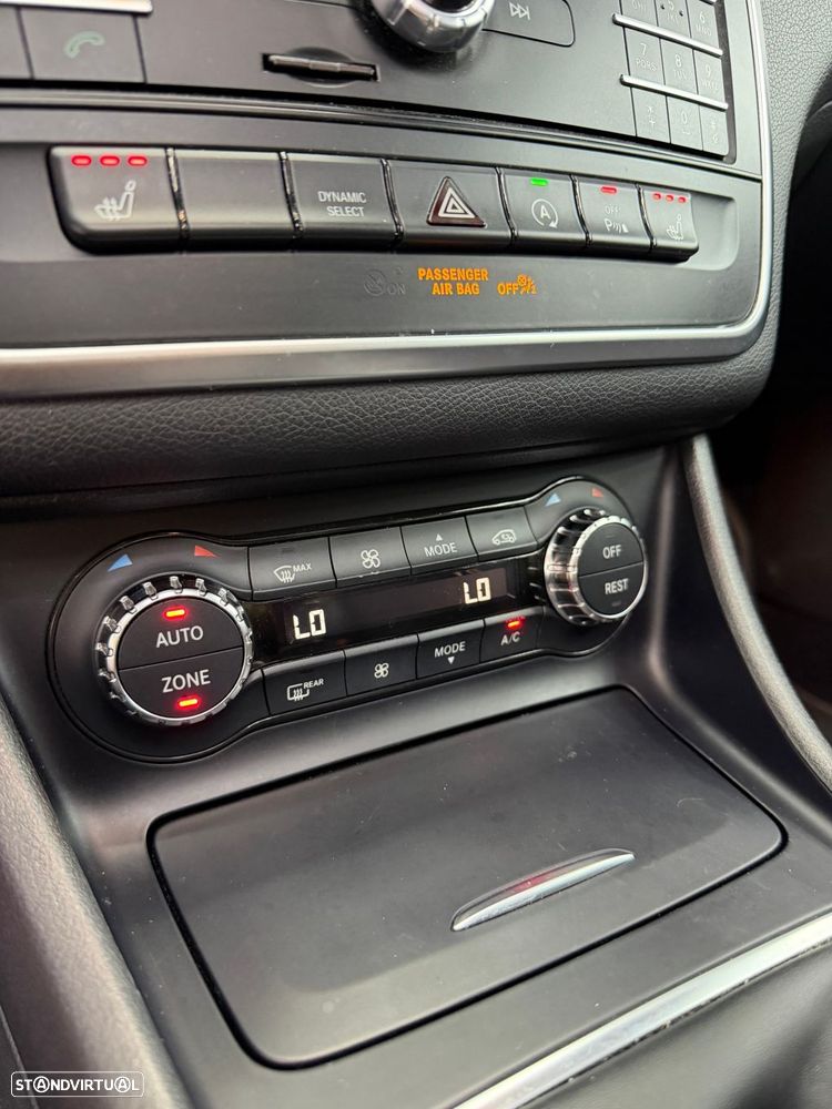 Mercedes-Benz CLA 200 d Shooting Brake AMG Line - 8