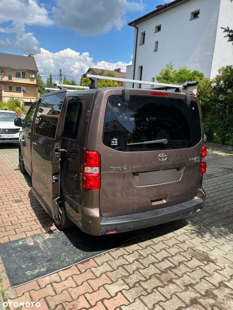 Toyota ProAce Kombi 2.0 D-4D Long 2,8t - 3