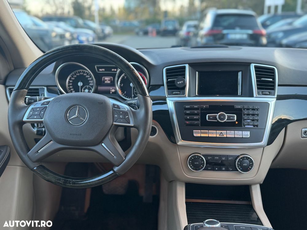 Mercedes-Benz ML 350 BlueTec 4MATIC Aut - 9