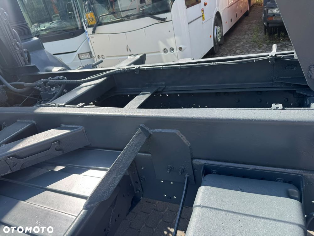 Renault Kerax 270DCi Wywrotka 3 str SPECJALNY 19 Tonowy Solarka Piaskarka Pług - 14
