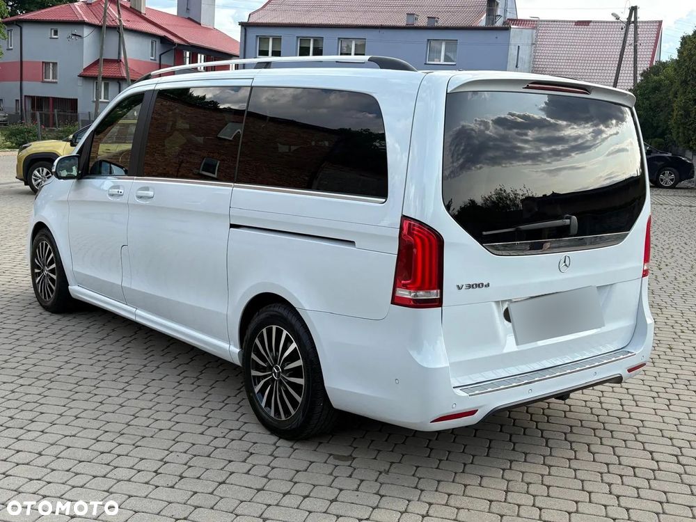 Mercedes-Benz Klasa V 300 d Avantgarde 9G-Tronic (ekstra d³) - 3