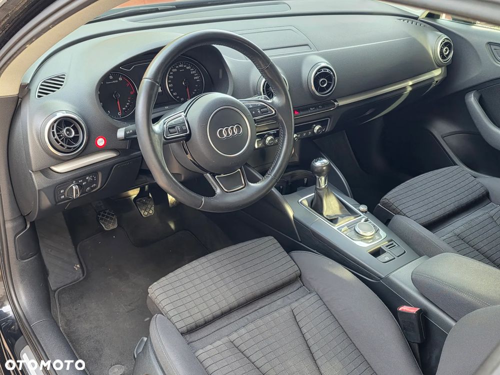 Audi A3 3-drzwiowe 1.4 TFSI S line Sportpaket - 17