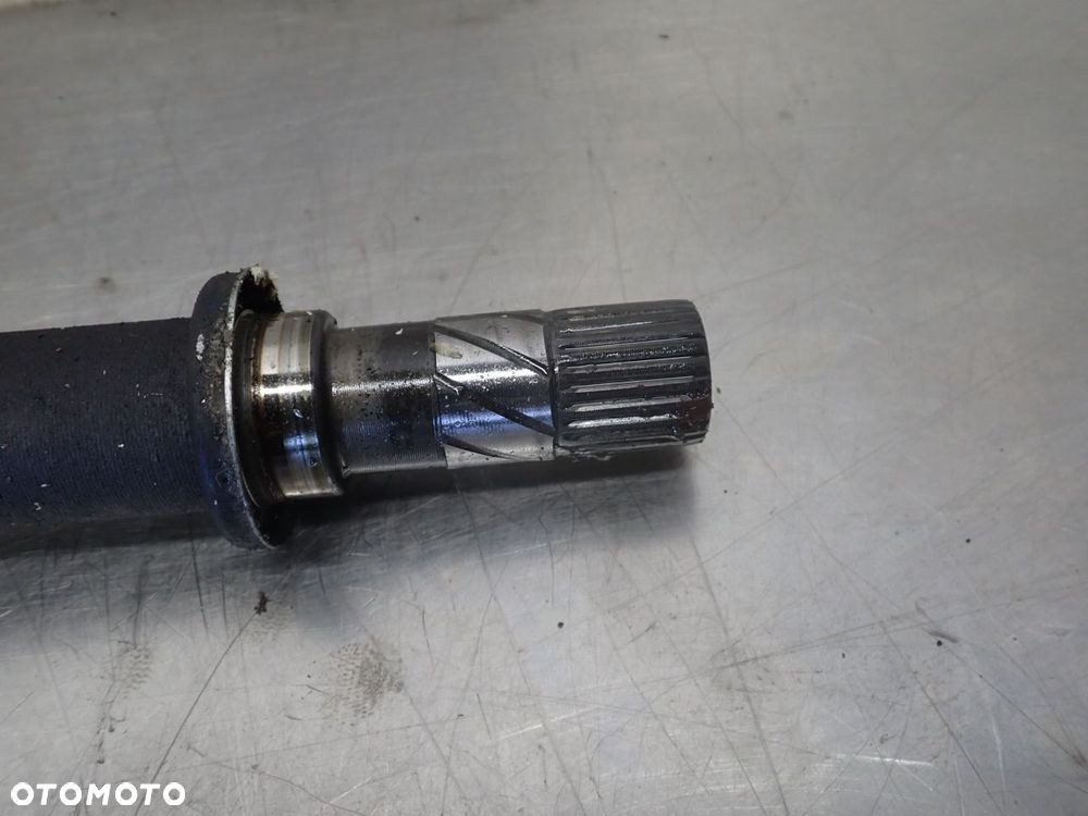 PÓŁOŚ PRAWA RENAULT CLIO III LIFT 1.5 8200499586 - 5