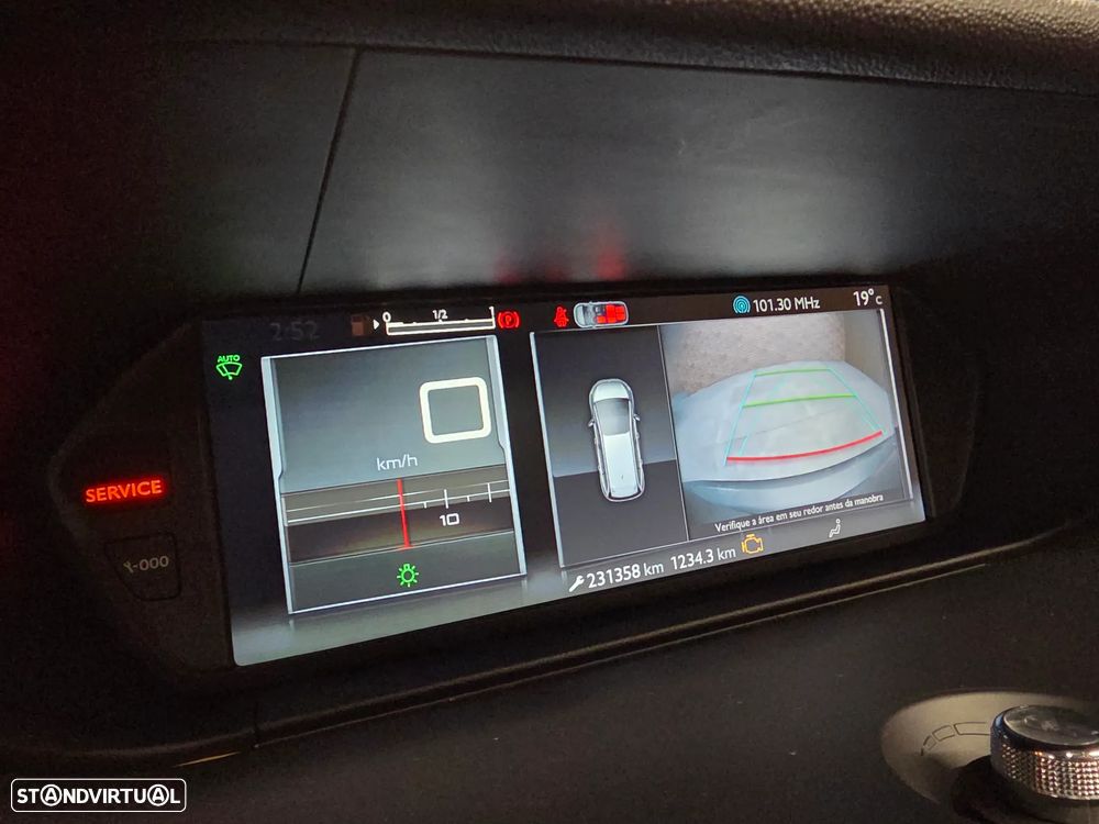 Citroën C4 Grand Picasso BlueHDi 150 Exclusive - 19