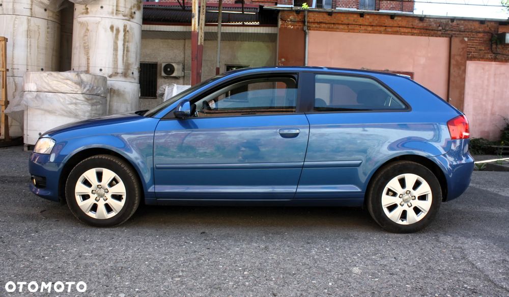 Audi A3 3-drzwiowe 1.6 S line Sportpaket (plus) - 5