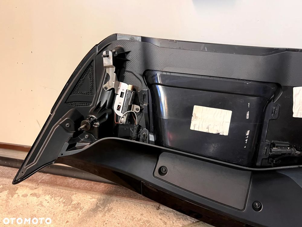 RANGE ROVER VELAR L560 SPOJLER KLAPY BAGAŻNIKA J8A2-44210-A - 5
