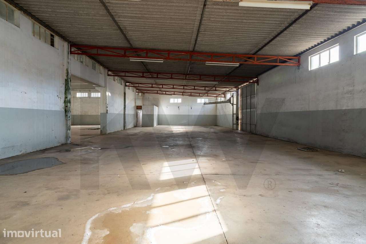 Armazém Industrial com Potencial de Ampliação | Beloura – Sintra - Grande imagem: 5/31
