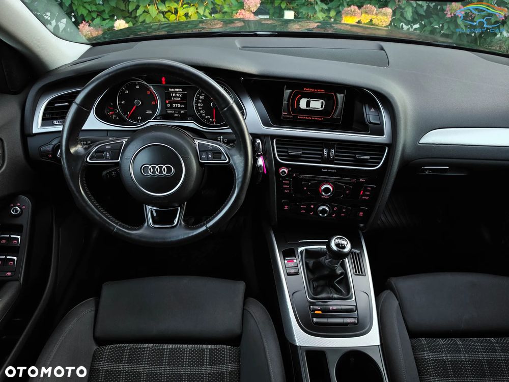 Audi A4 Avant 2.0 TDI DPF quattro Attraction - 23