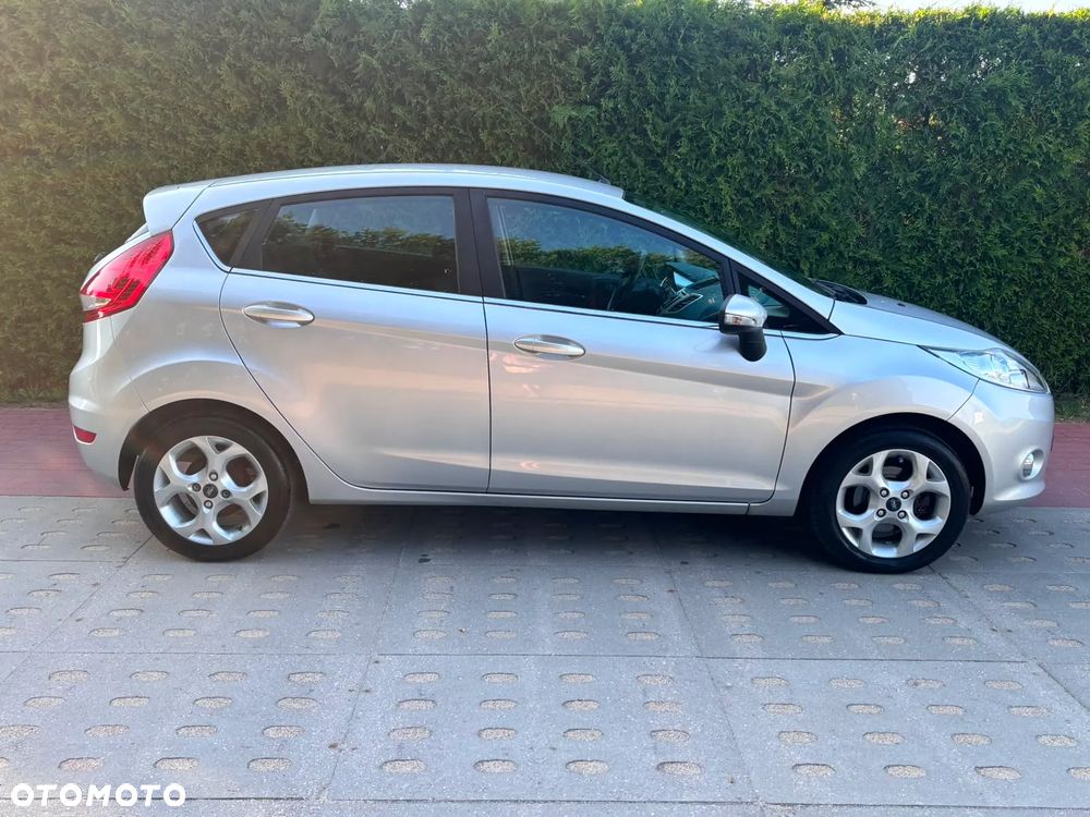 Ford Fiesta 1.25 Titanium - 10