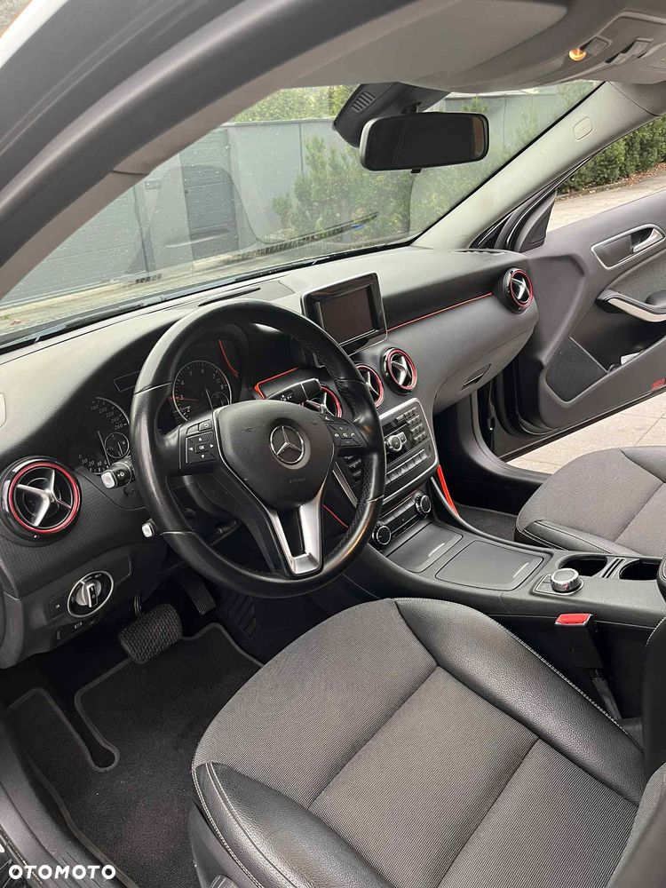 Mercedes-Benz Klasa A 180 (BlueEFFICIENCY) 7G-DCT - 6