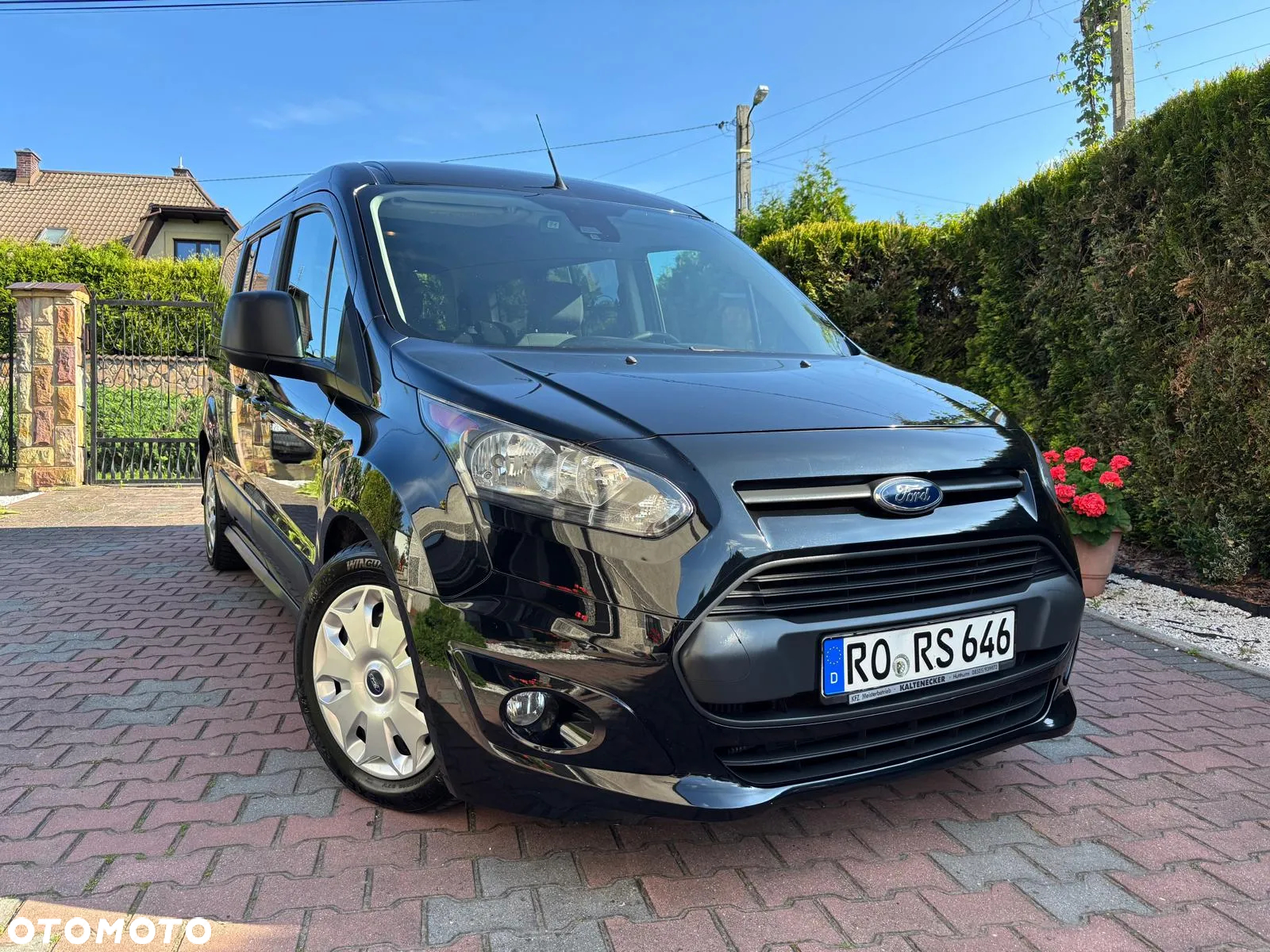 Ford Tourneo Connect Grand - 16
