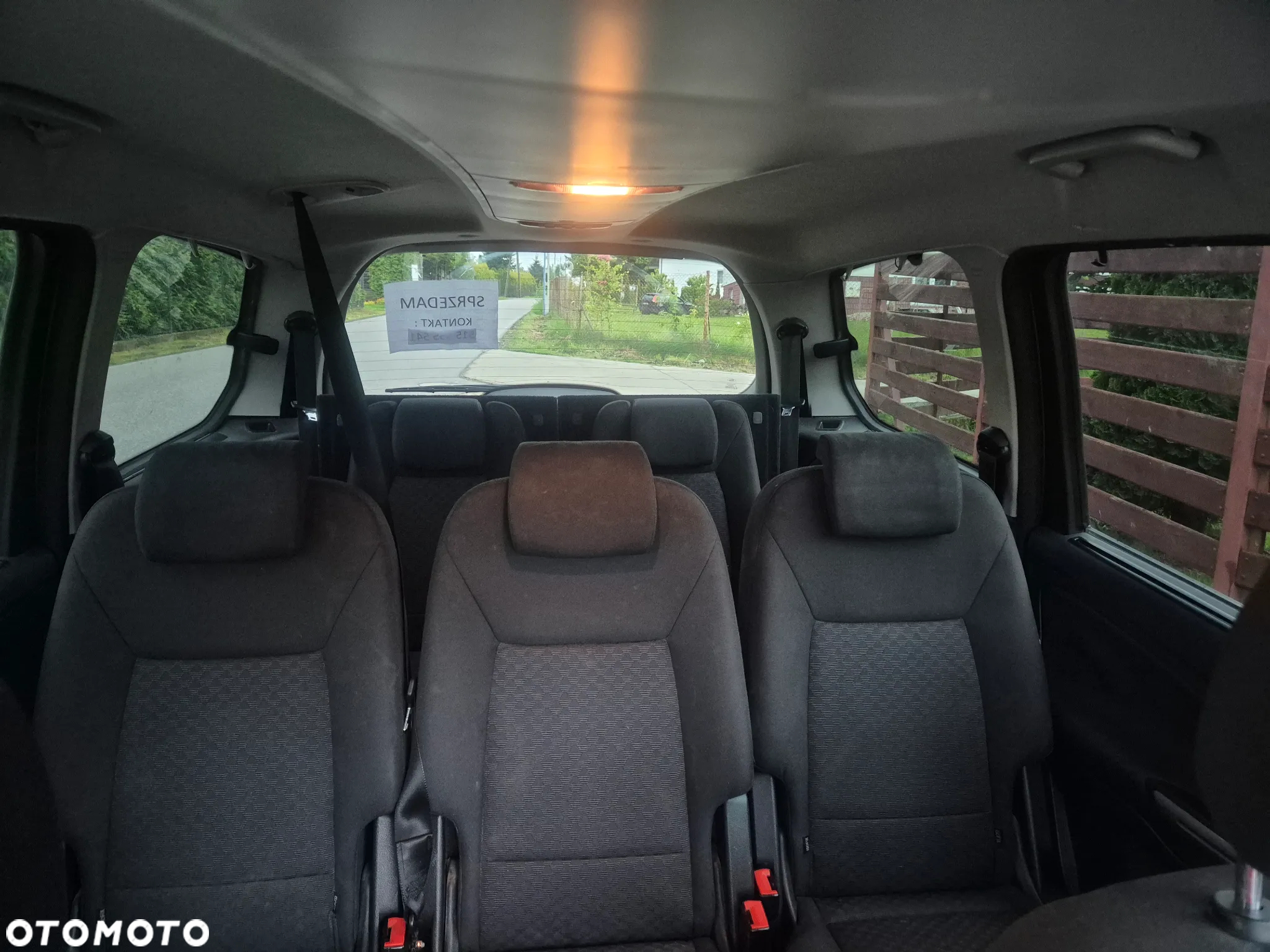 Ford Galaxy 2.0 TDCi Ghia - 8
