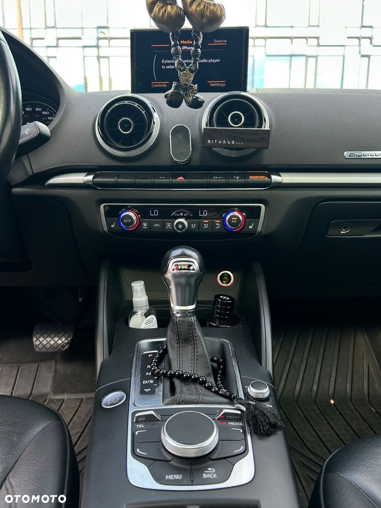 Audi A3 2.0 TFSI quattro S tronic design - 9