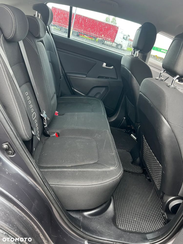 Kia Sportage 1.7 CRDI L 2WD - 9