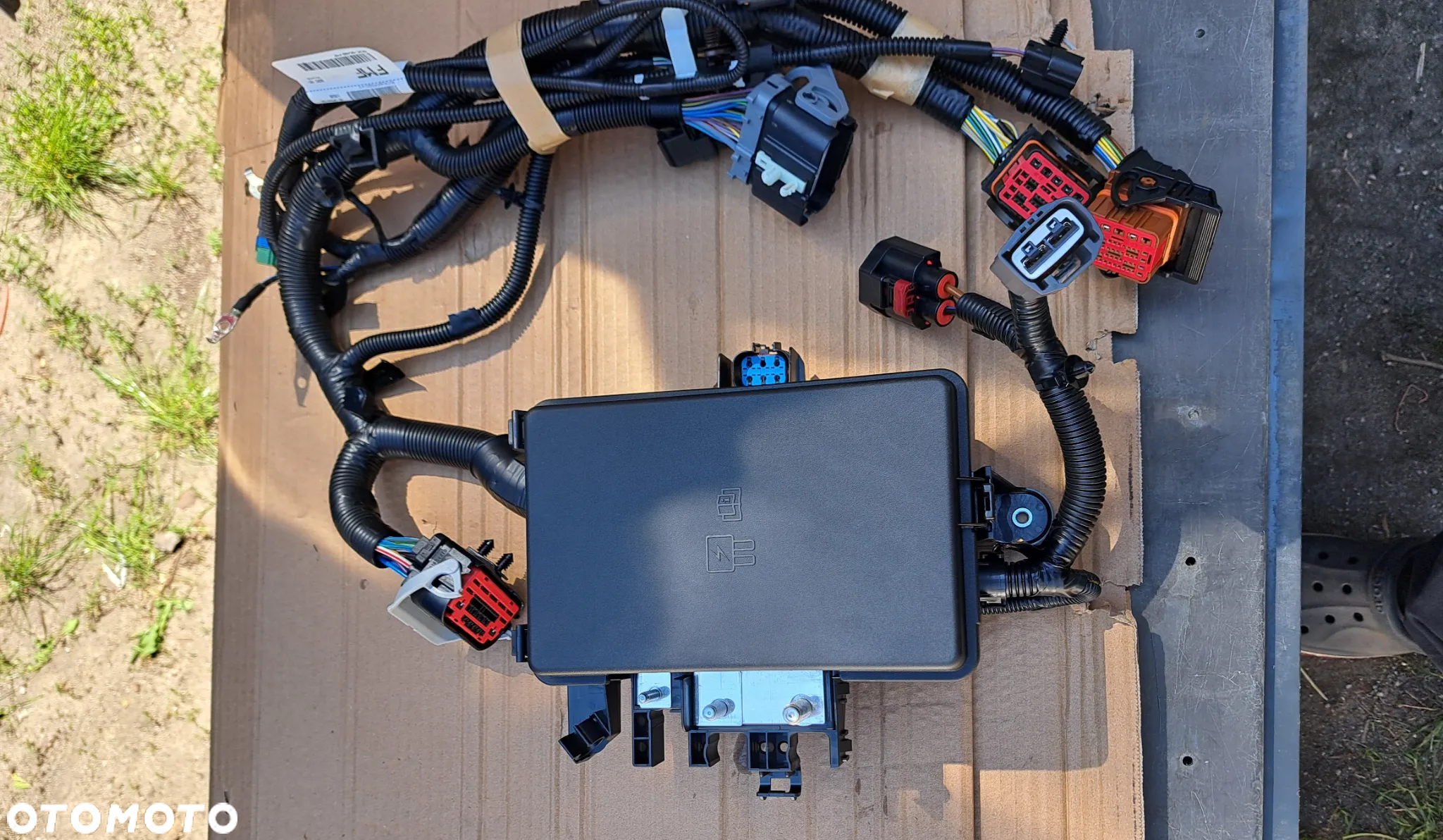 instalacja wiązka Ford Transit MK-8 Custom BK3T-9K499-FMF 2167735 BK2T-14A175-AA BK2T-14B144-AA skrzynka bezpieczników BSI Exhaust Emission control - 4