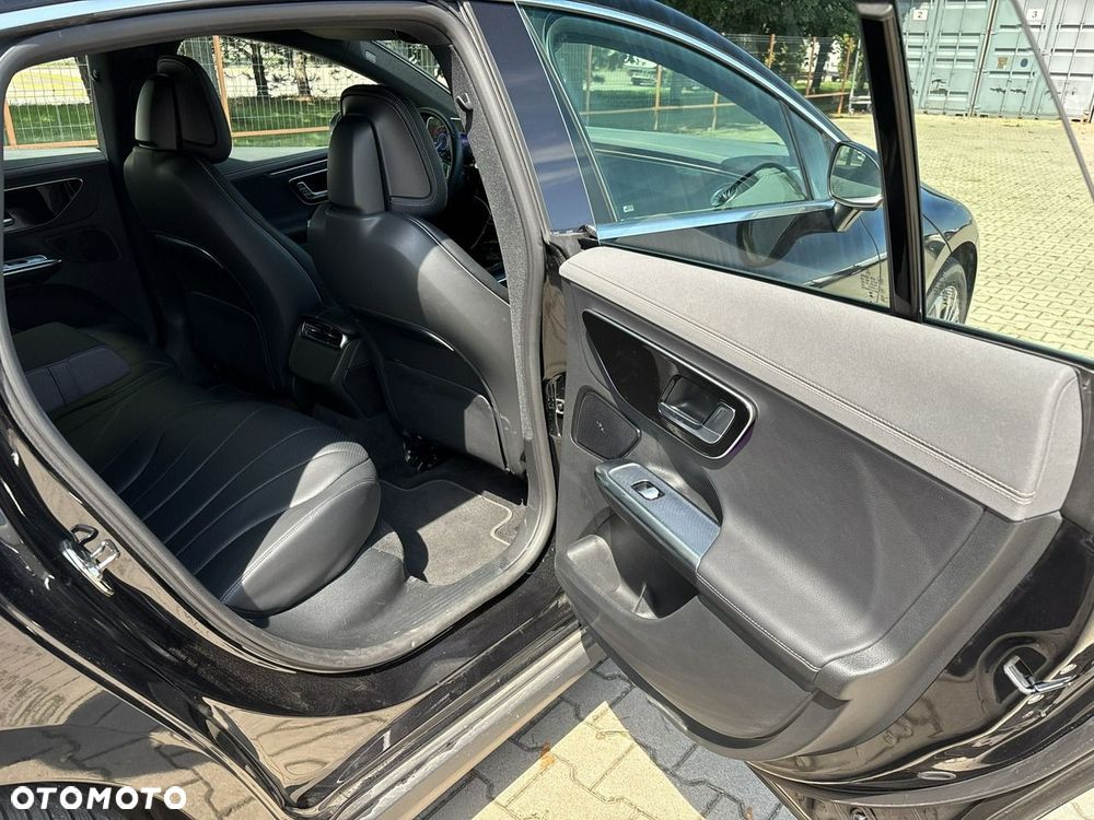 Mercedes-Benz EQE 350+ 90.5kWh - 18