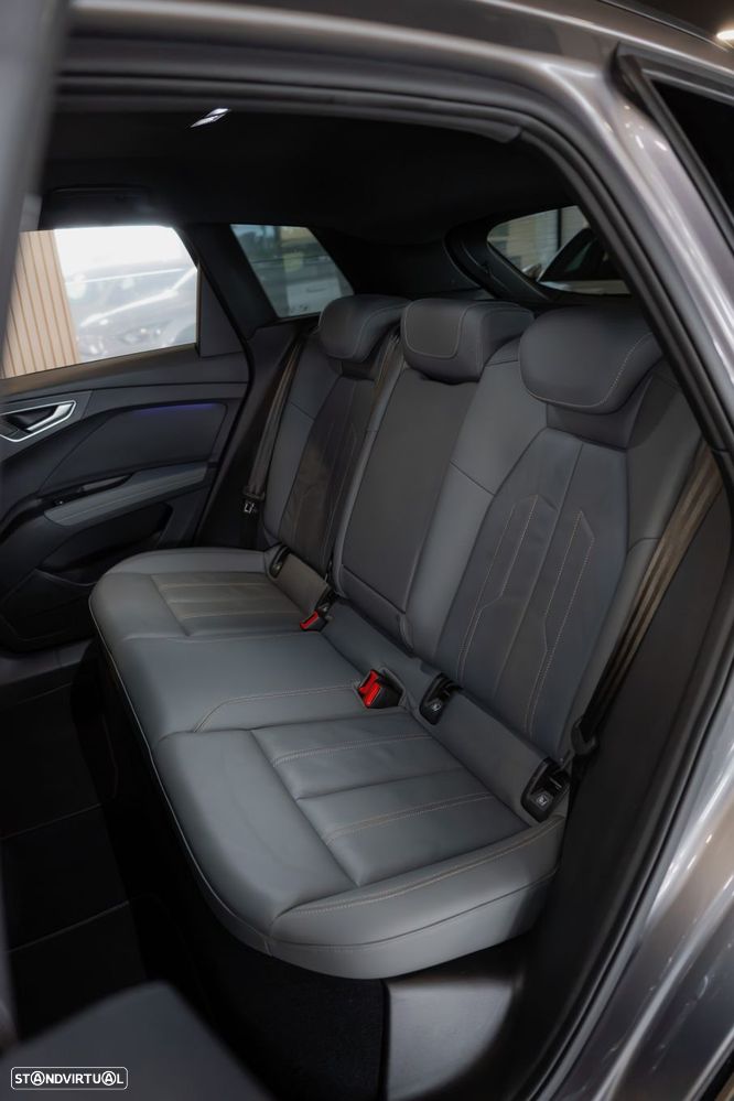 Audi Q4 e-tron - 28