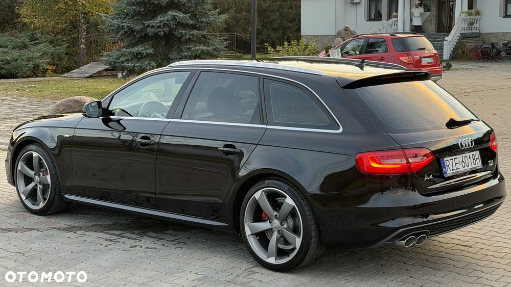 Audi A4 Avant 2.0 TDI DPF quattro S tronic S line Sportpaket - 25