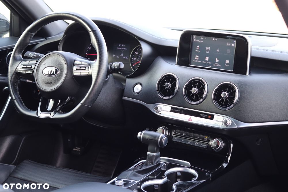 Kia Stinger 2.0 T-GDI OPF GT Line - 14