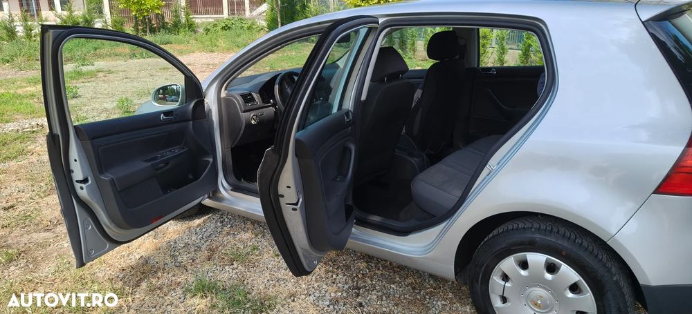 Volkswagen Golf 1.9 TDI Comfortline - 11