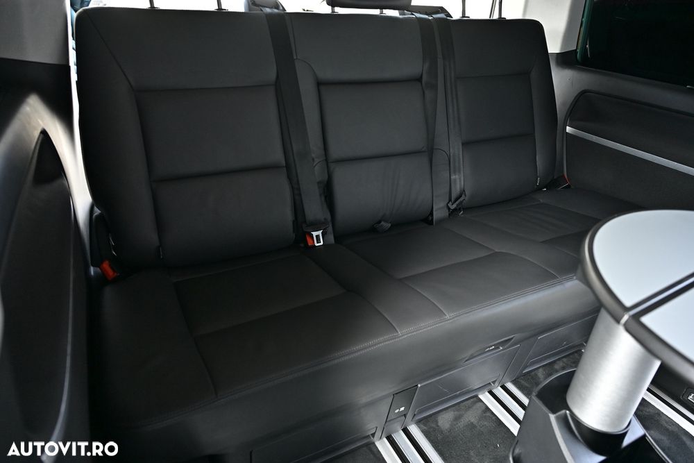 Volkswagen Multivan - 21
