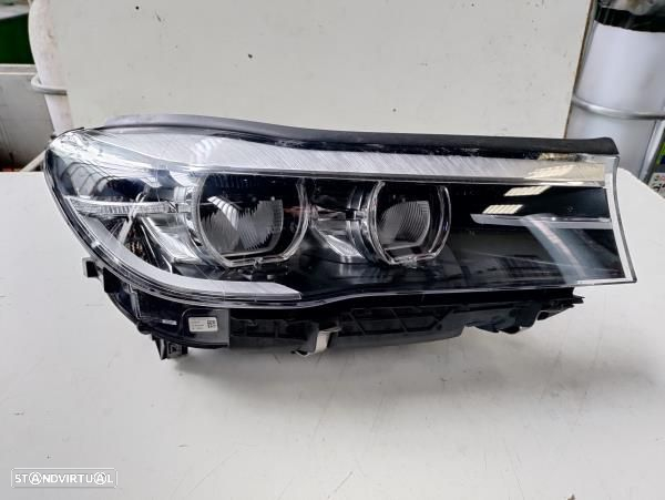 Farol Frente Direito / Otica Direita Bmw 7 (G11, G12)  8499220-01 Zkw
