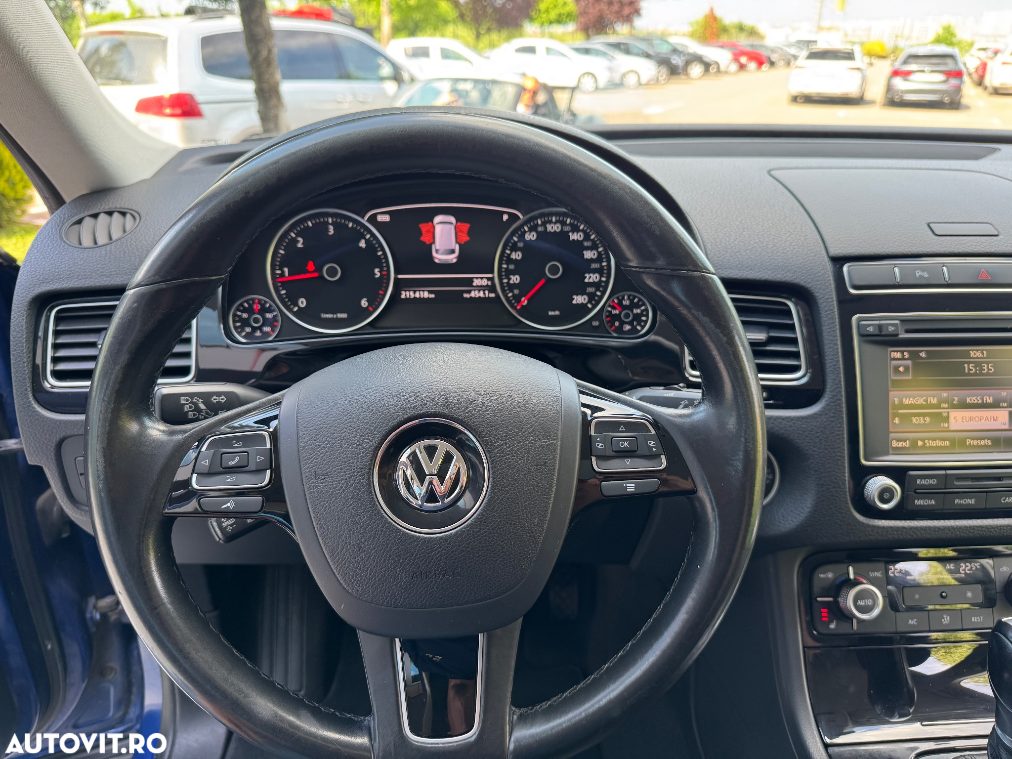 Volkswagen Touareg - 13