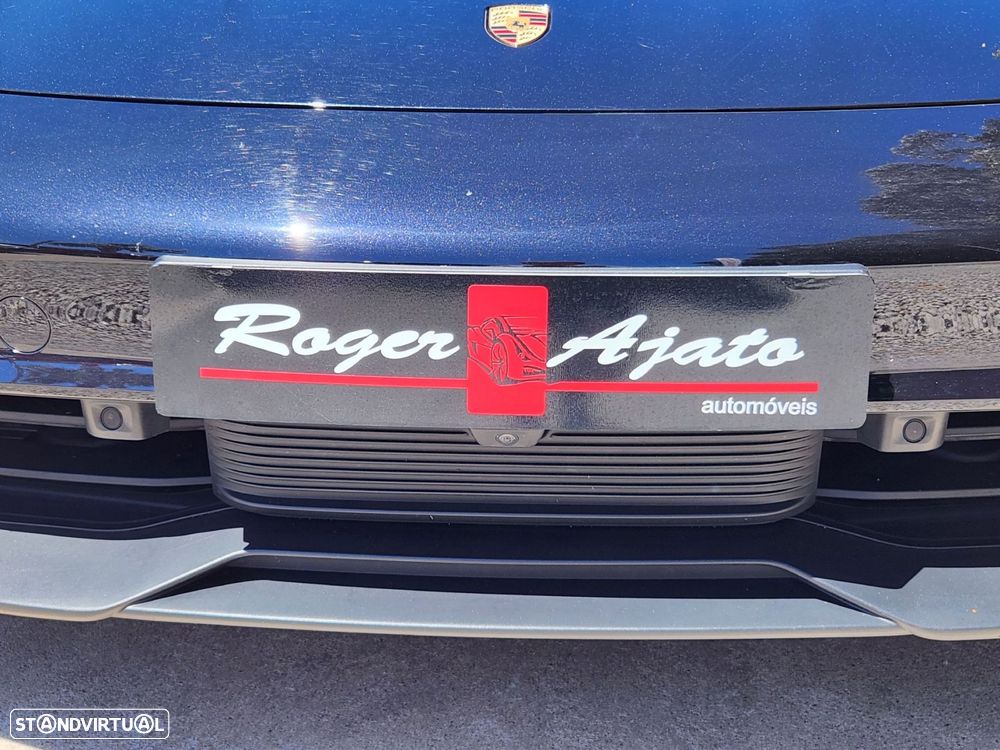 Porsche Taycan - 5