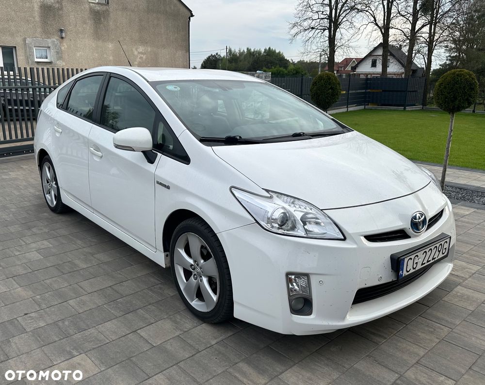 Toyota Prius - 2