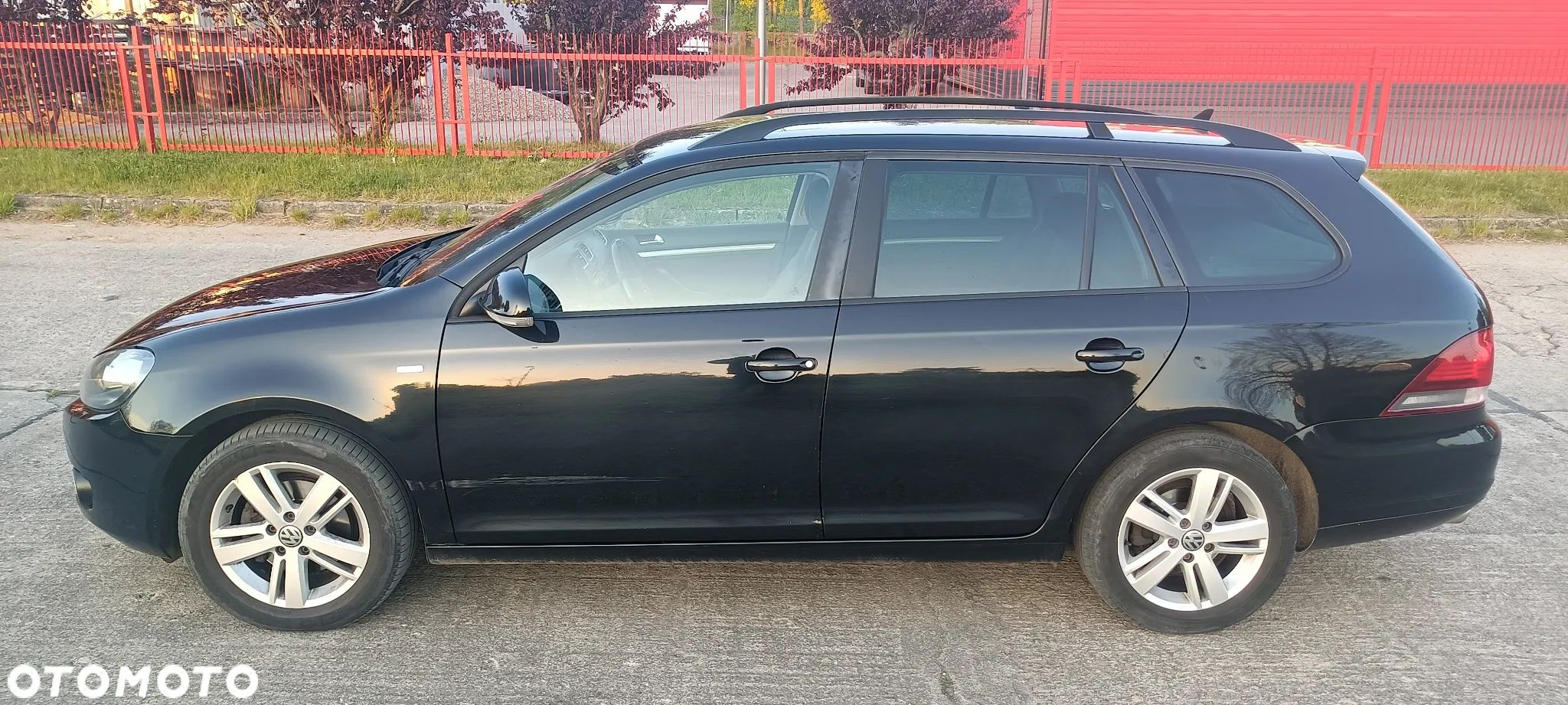 Volkswagen Golf 1.2 TSI MATCH - 1