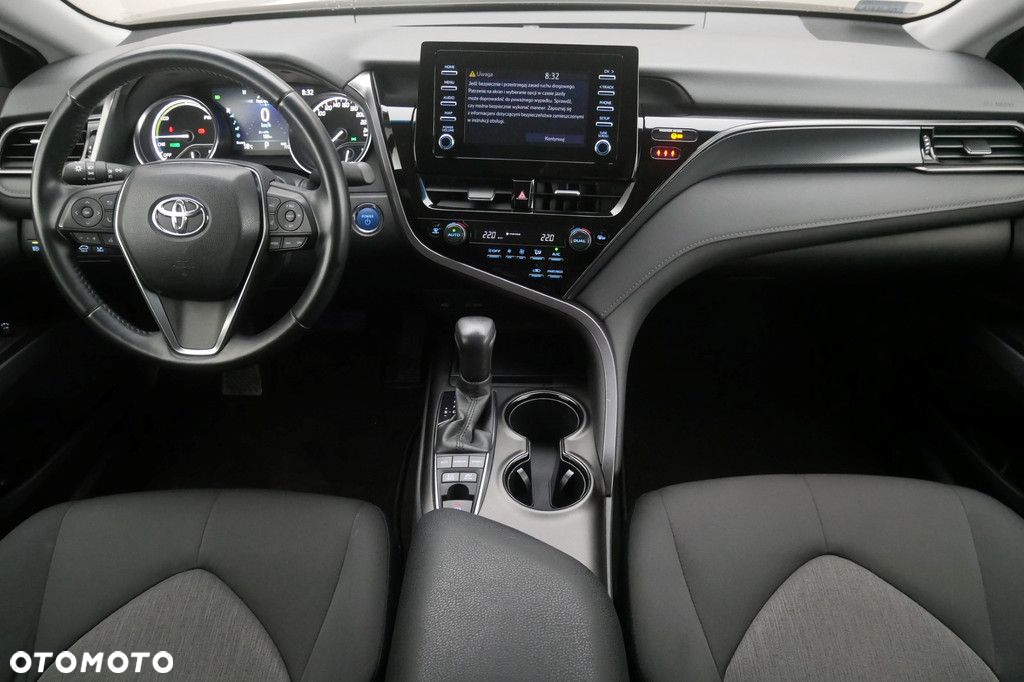 Toyota Camry 2.5 Hybrid Comfort CVT - 8