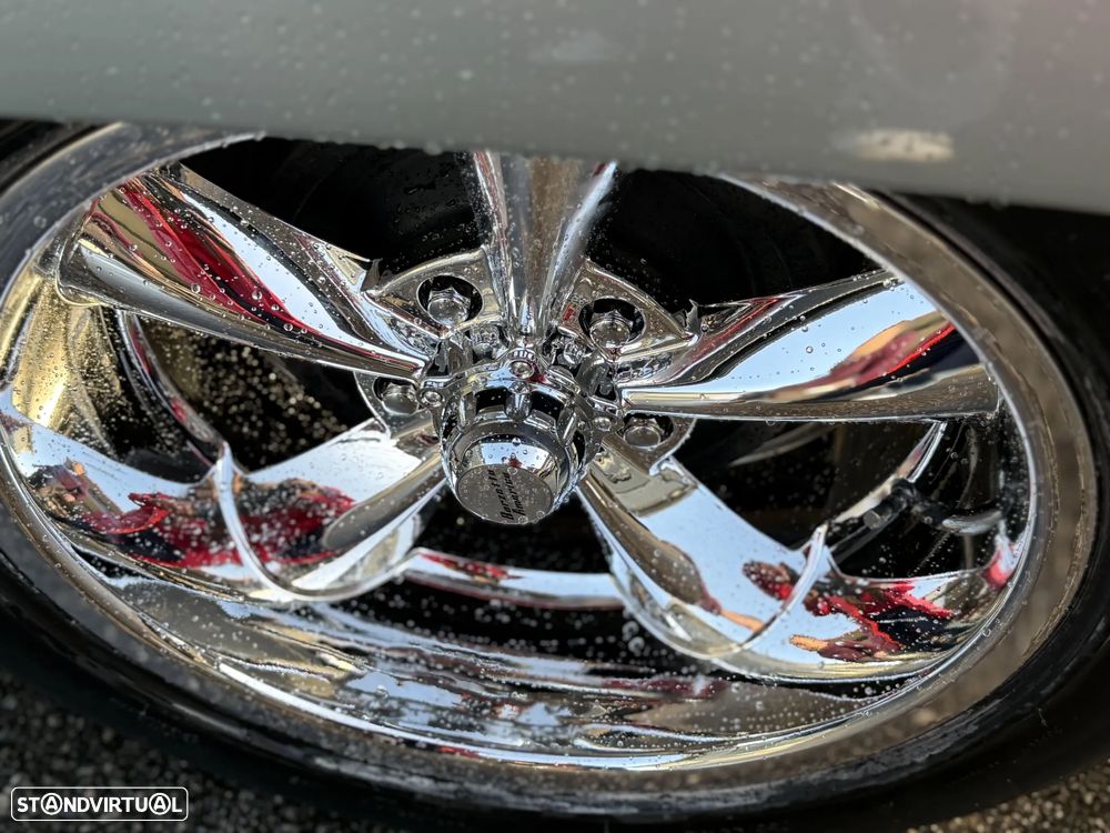 Chevrolet Impala - 32