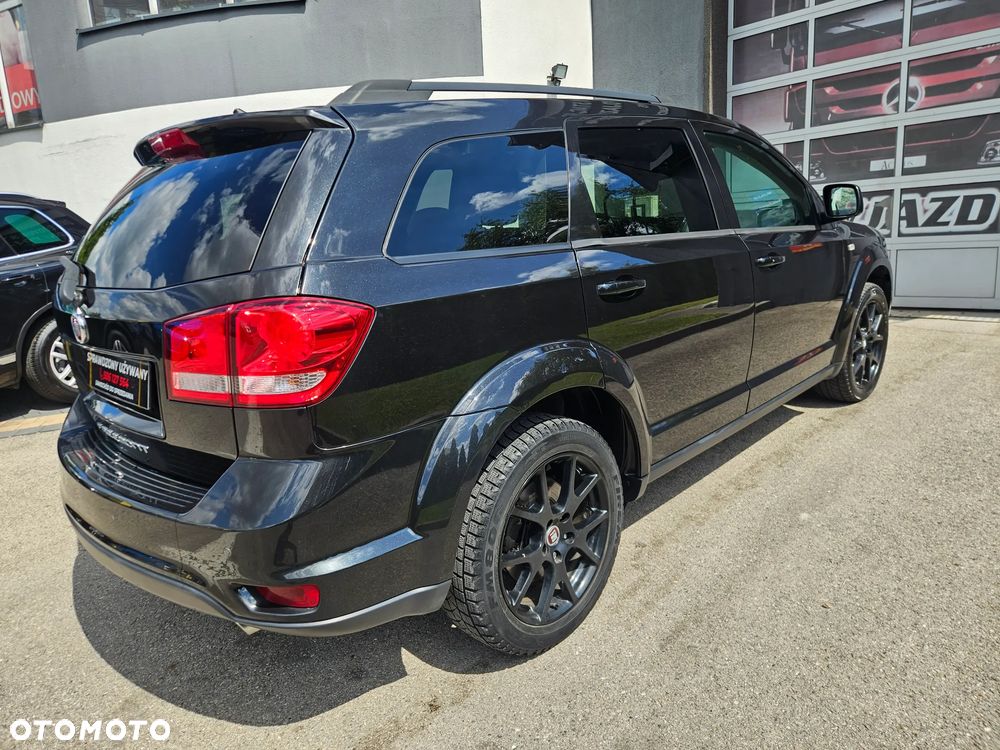 Fiat Freemont 2.0 Multijet 16V DPF Automatik Allrad Black Code - 10
