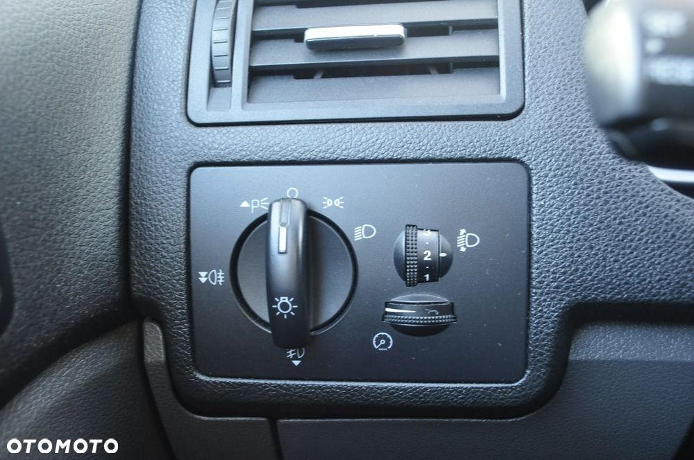 Ford Kuga - 13