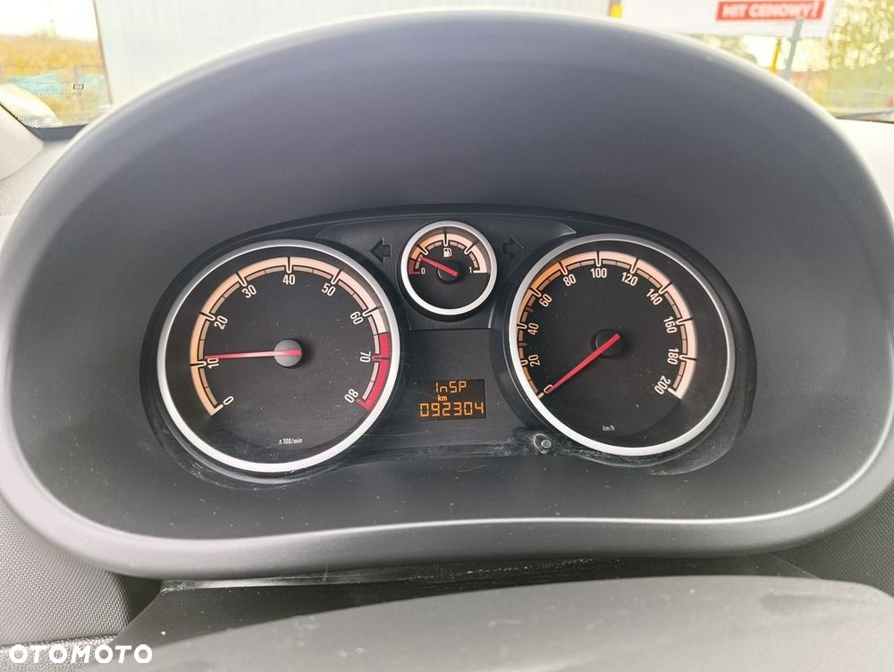 Opel Corsa - 12